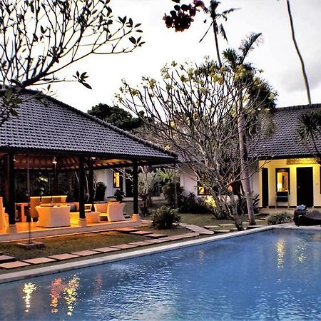 Finn'S Villa Santai Seminyak  Ngoại thất bức ảnh